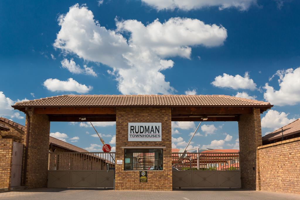 Rudman Townhouses - Family Apartment Boksburg Zewnętrze zdjęcie